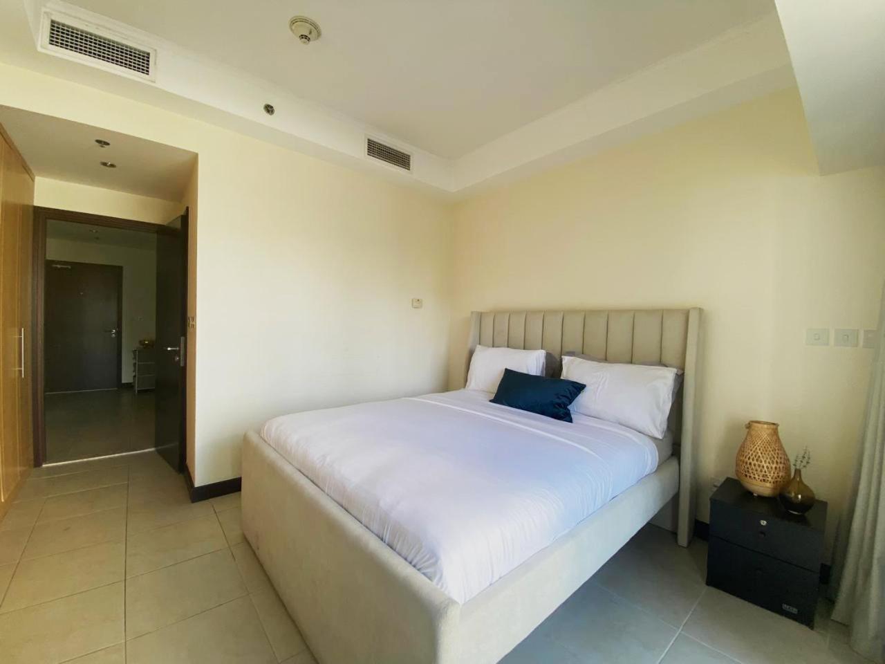 Of Jlt Goldcrest With Full View In Jlt 4 Ppl Early & Late Check-in 10mn To Marina Metro Station Apartment *